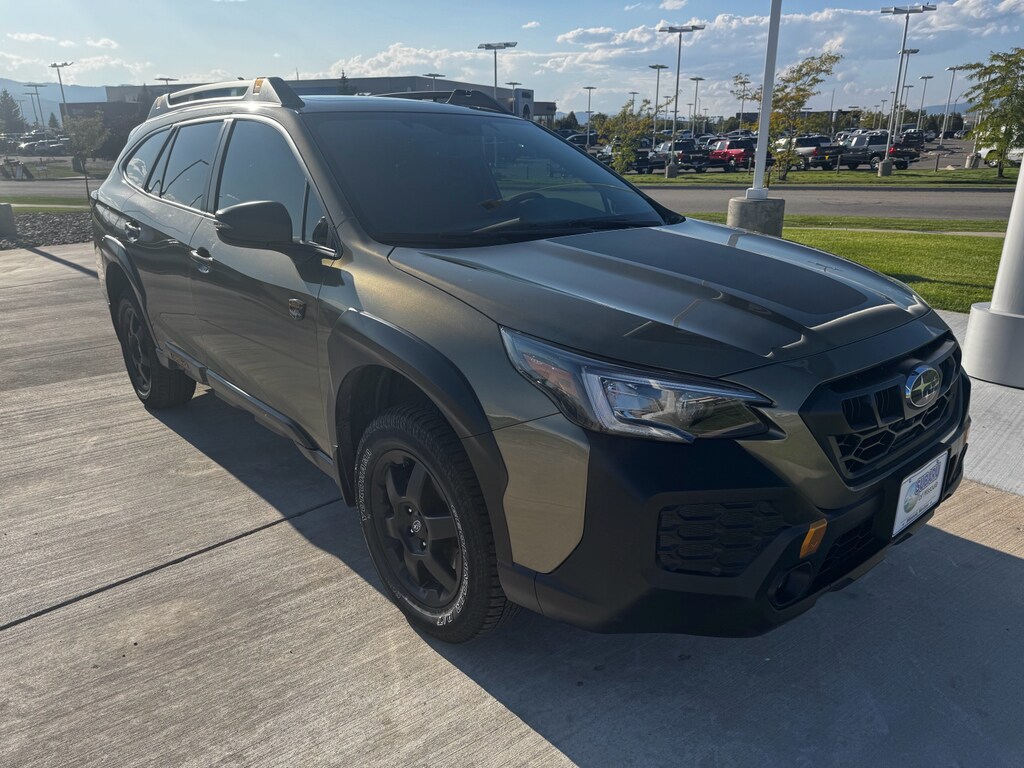 2025 Subaru Outback Wilderness photo 2