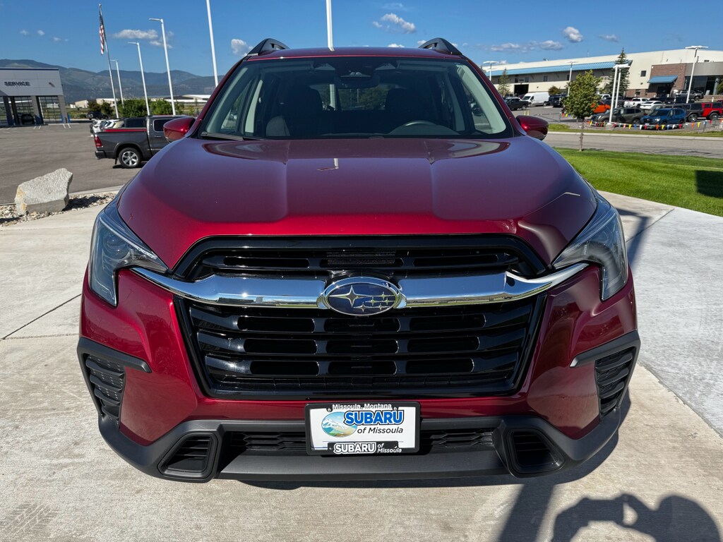 2024 Subaru Ascent Premium photo 3