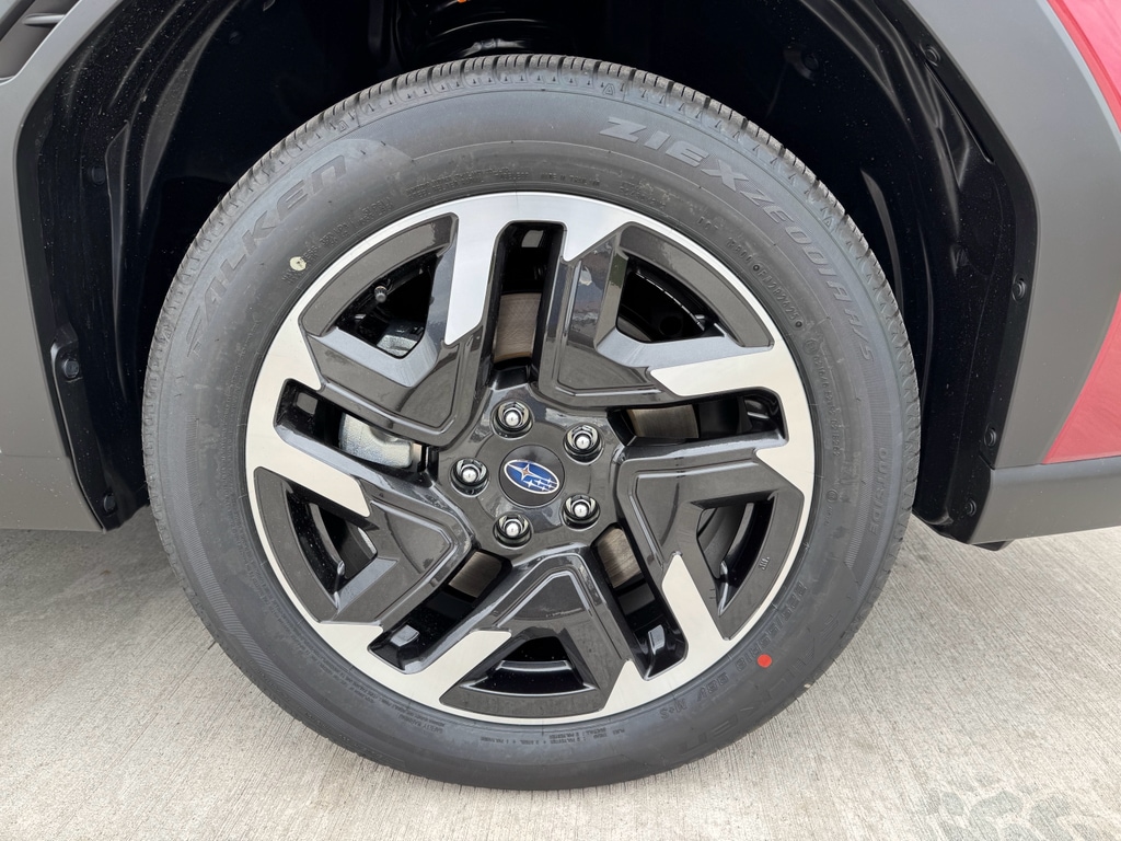 New 2025 Subaru Forester Hybrid Limited SUV