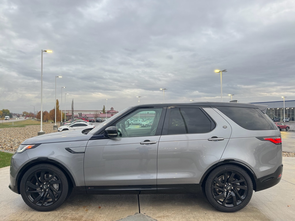 Image of 2021 Land Rover Discovery P300 S R-Dynamic SUV