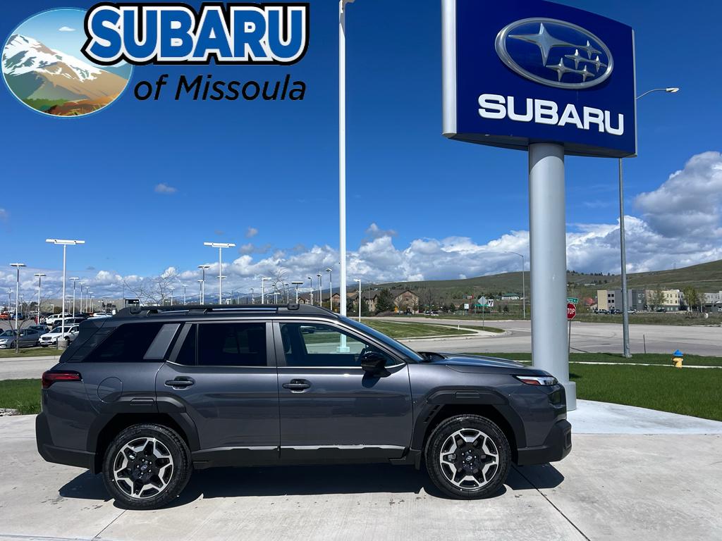 2026 Subaru Outback Touring's photo