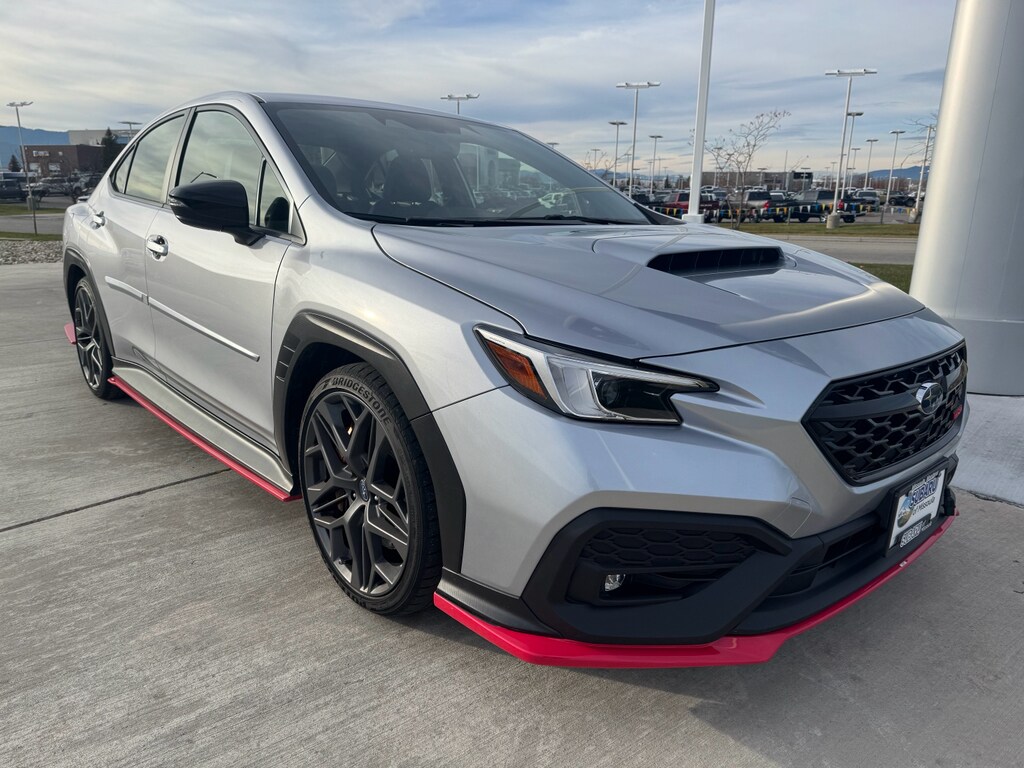 2025 Subaru WRX tS photo 2