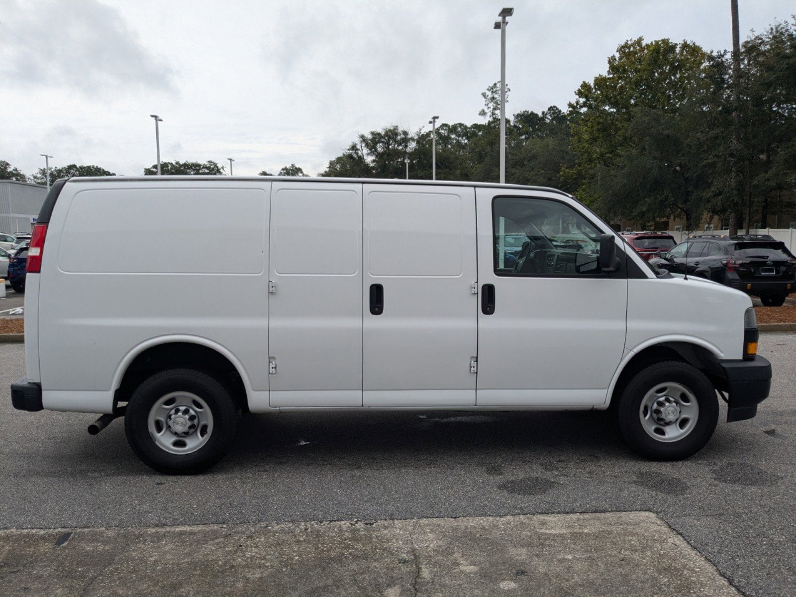 Used 2019 Chevrolet Express Cargo Work Van with VIN 1GCWGAFP3K1201419 for sale in Jacksonville, FL