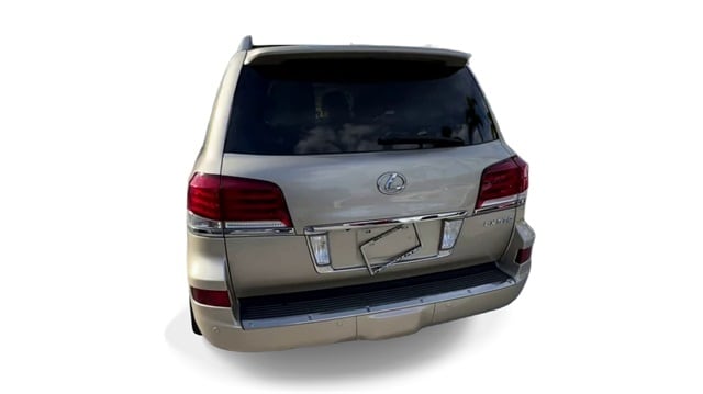 2013 Lexus LX 570 - Photo 7