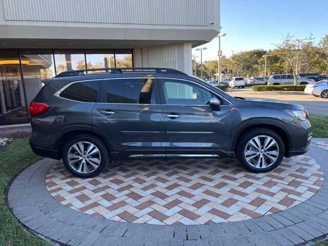 2021 Subaru Ascent Touring photo 3