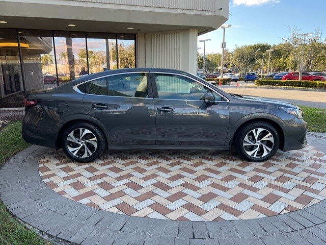 2020 Subaru Legacy Premium photo 3