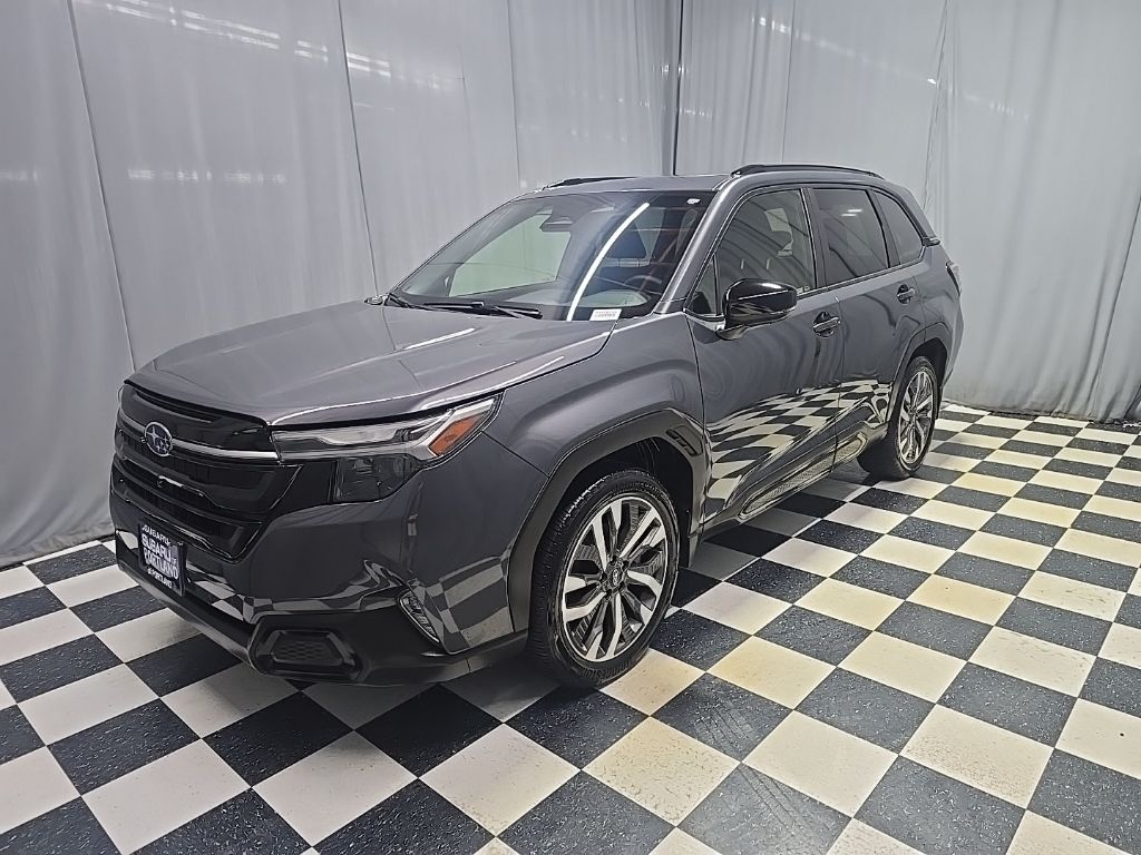 2025 Subaru Forester Touring's photo