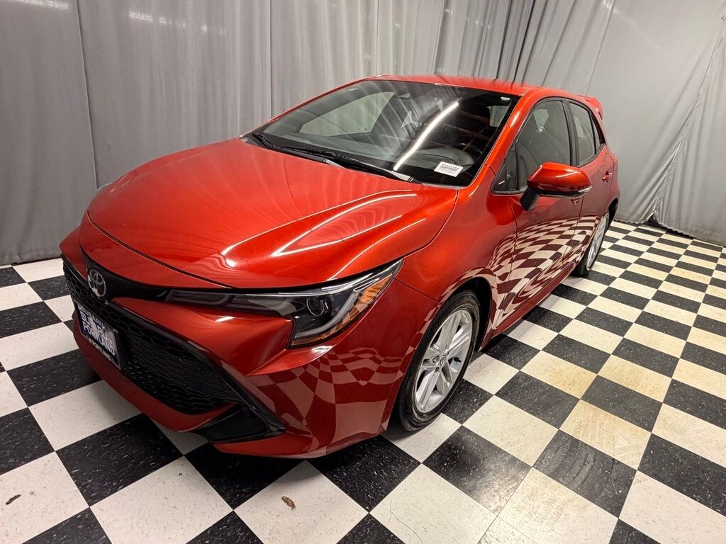 Used 2019 Toyota Corolla Hatchback SE Hatchback