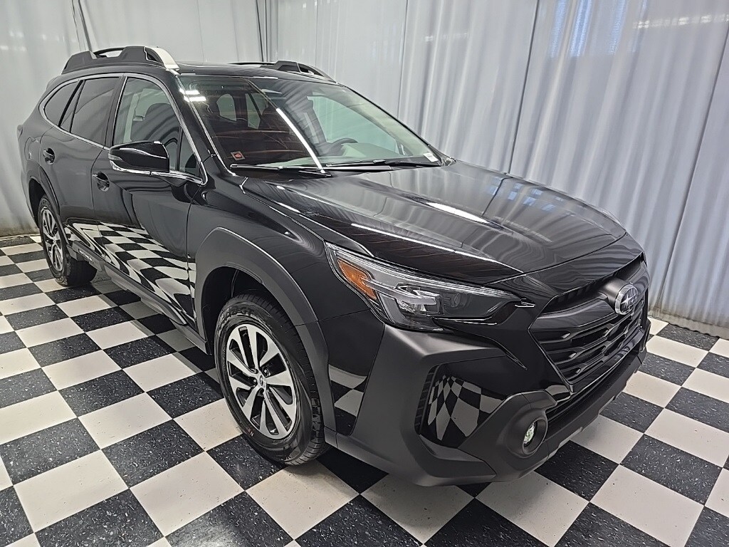 2025 Subaru Outback Premium photo 3
