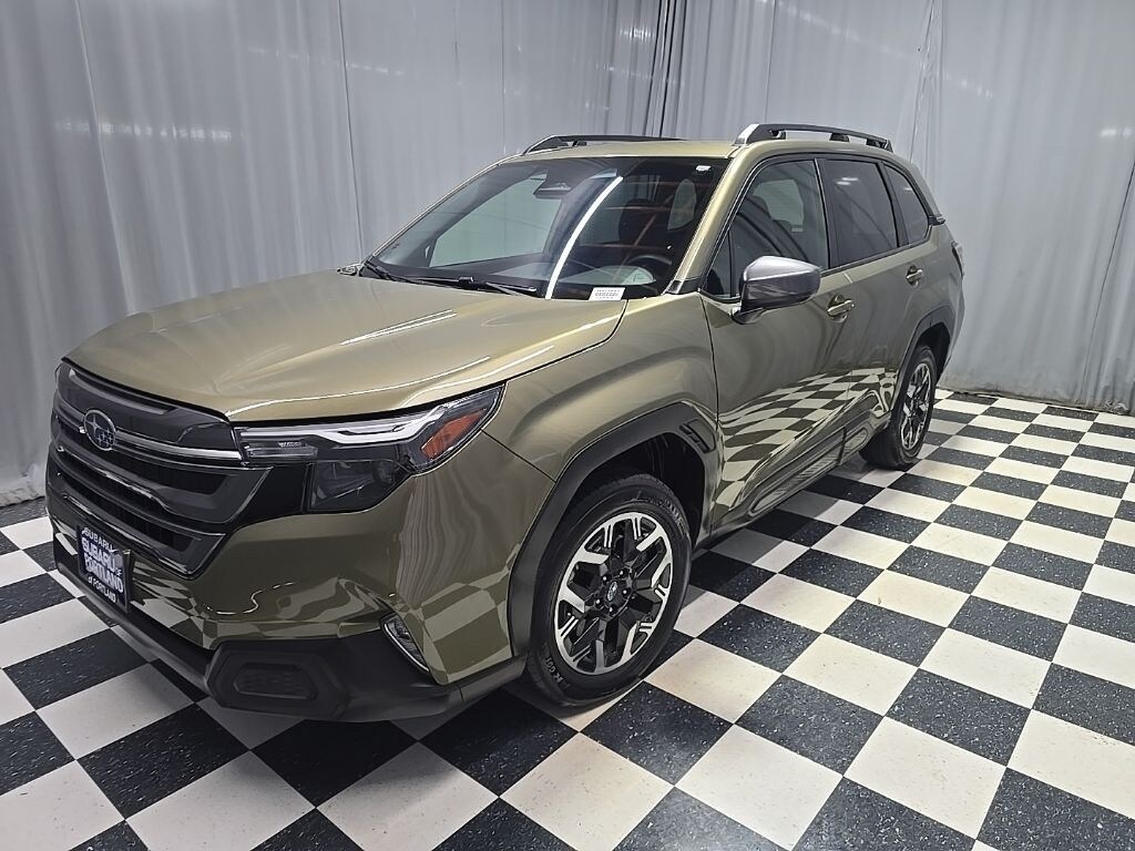 Used 2025 Subaru Forester Premium SUV