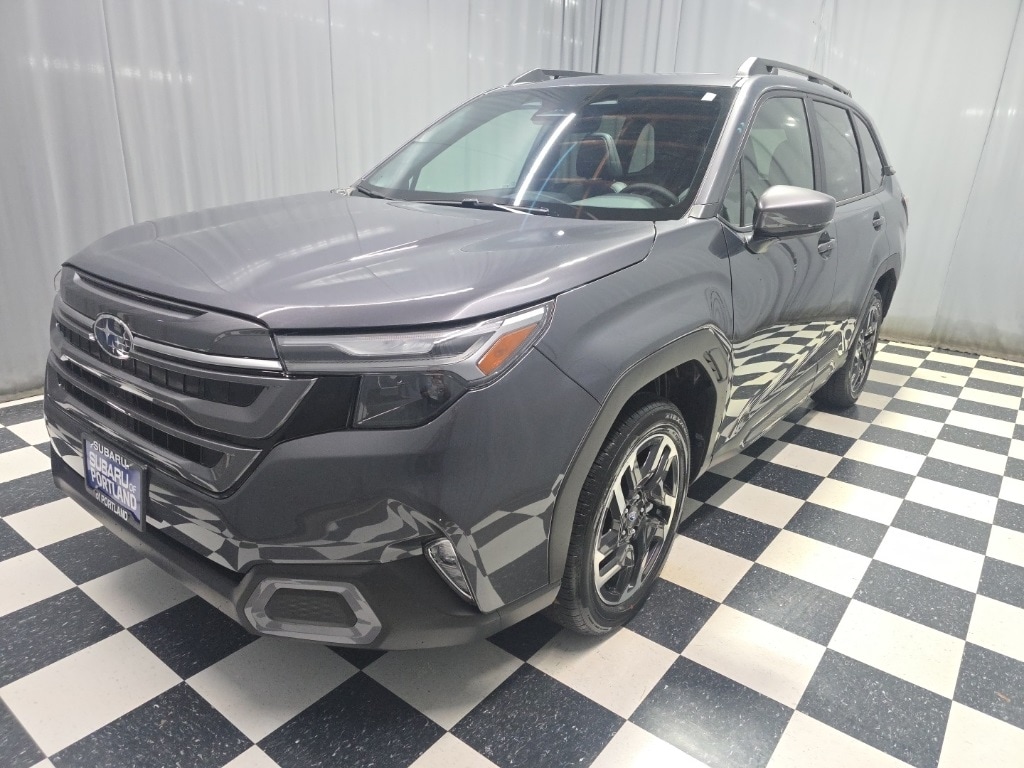2025 Subaru Forester Limited's photo