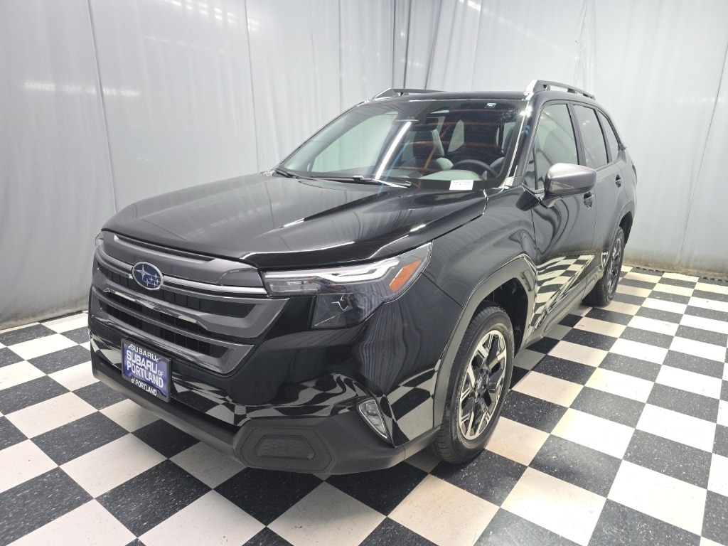 2025 Subaru Forester Premium's photo