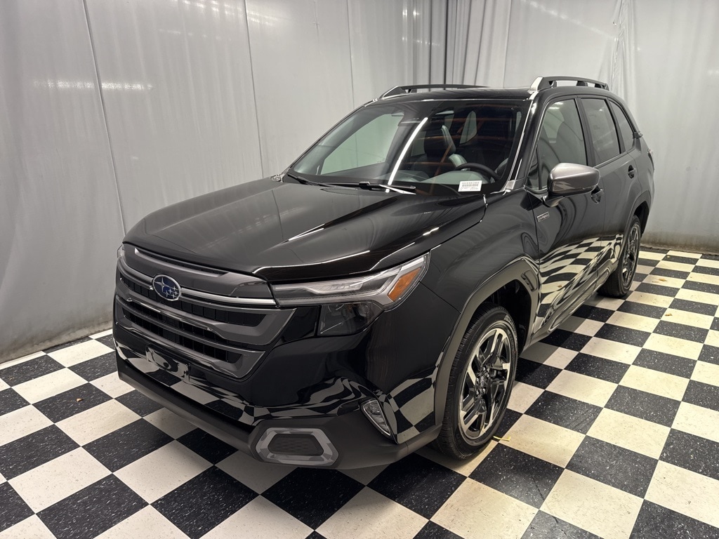 New 2025 Subaru Forester Hybrid Limited SUV