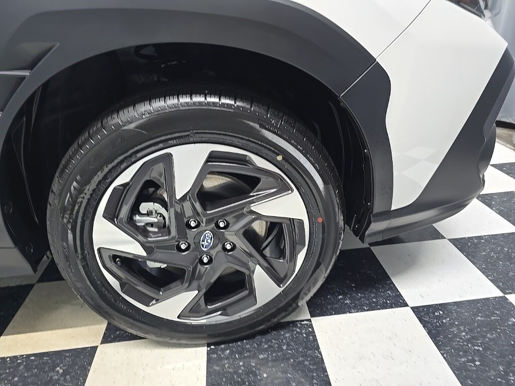 2025 Subaru Crosstrek Limited photo 4