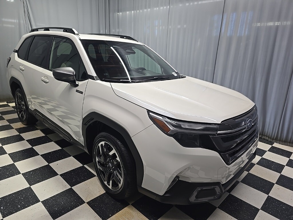 2025 Subaru Forester Limited photo 3