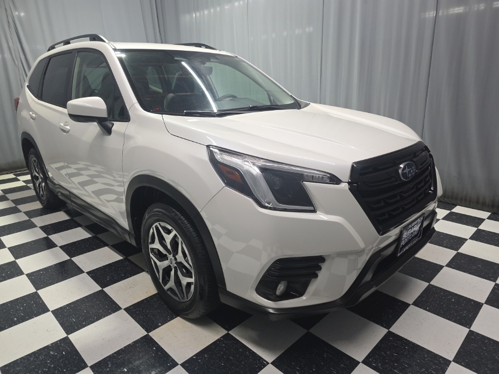 Used 2023 Subaru Forester Premium SUV