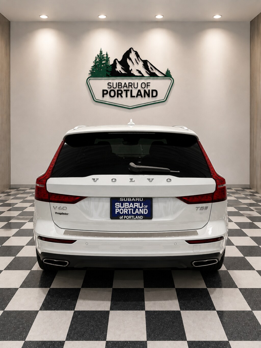 Used 2022 Volvo V60 Cross Country T5 Wagon
