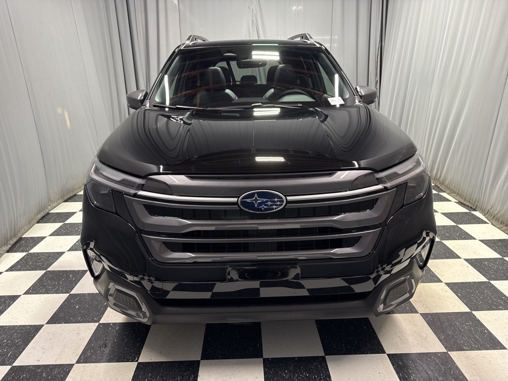 New 2025 Subaru Forester Hybrid Limited SUV