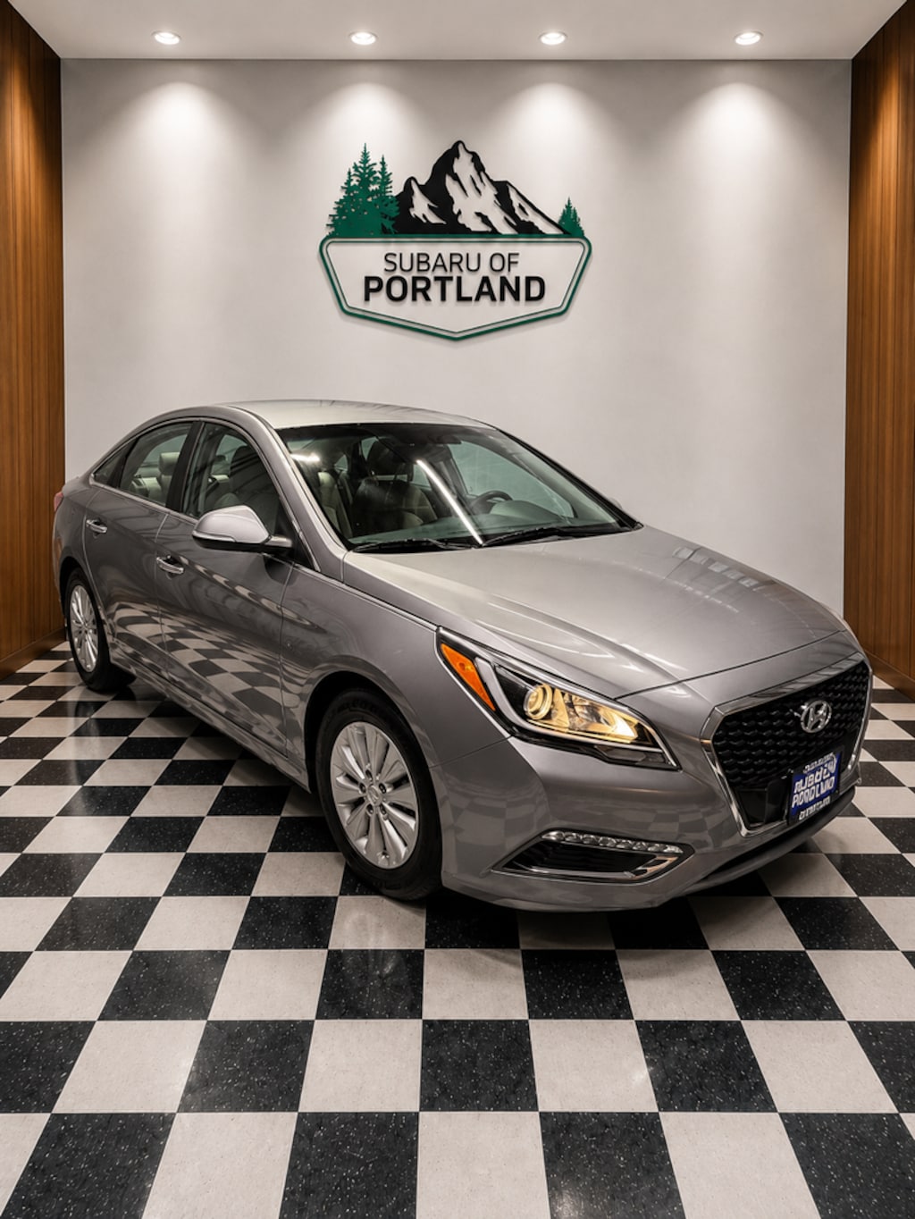 Used 2017 Hyundai Sonata Hybrid SE Sedan