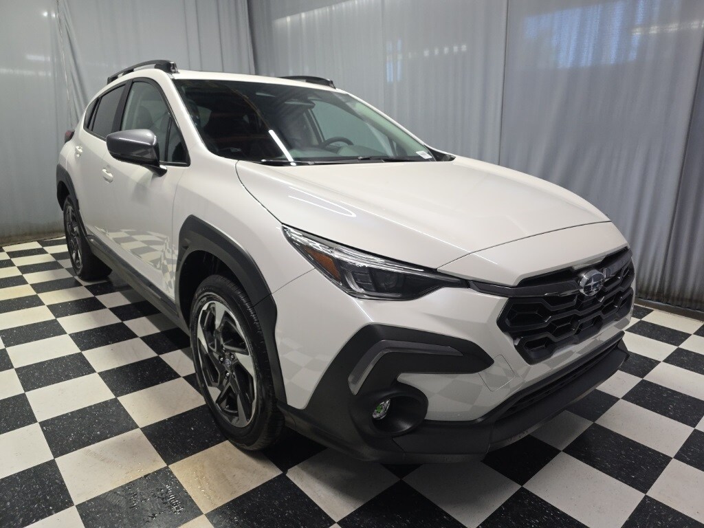 2025 Subaru Crosstrek Limited photo 3