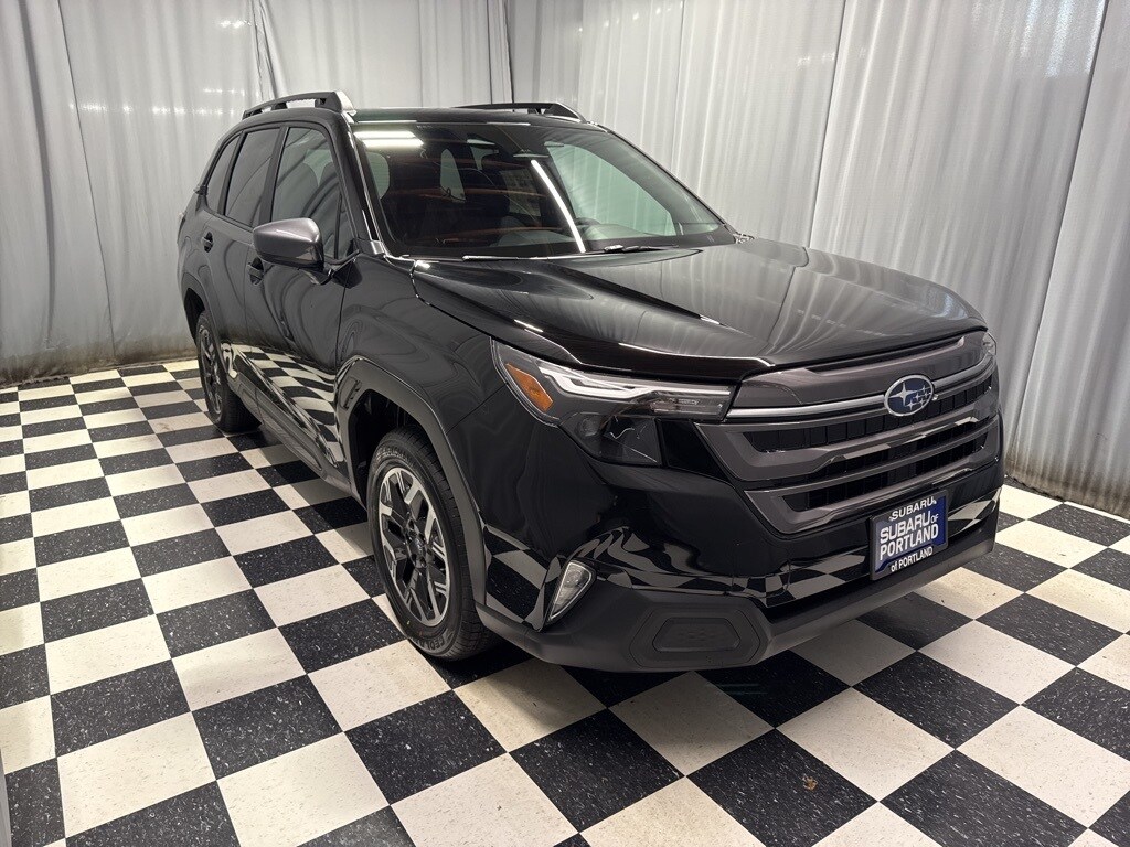 2026 Subaru Forester Premium photo 3
