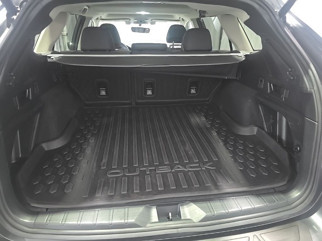 2021 Subaru Outback Onyx Edition - Photo 12