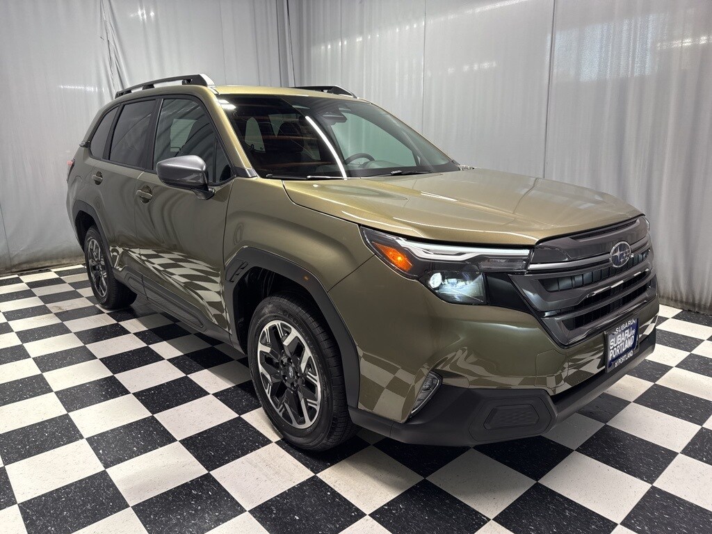 2026 Subaru Forester Premium Base photo 3