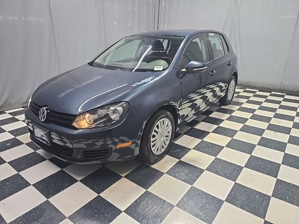 2014 Volkswagen Golf Base