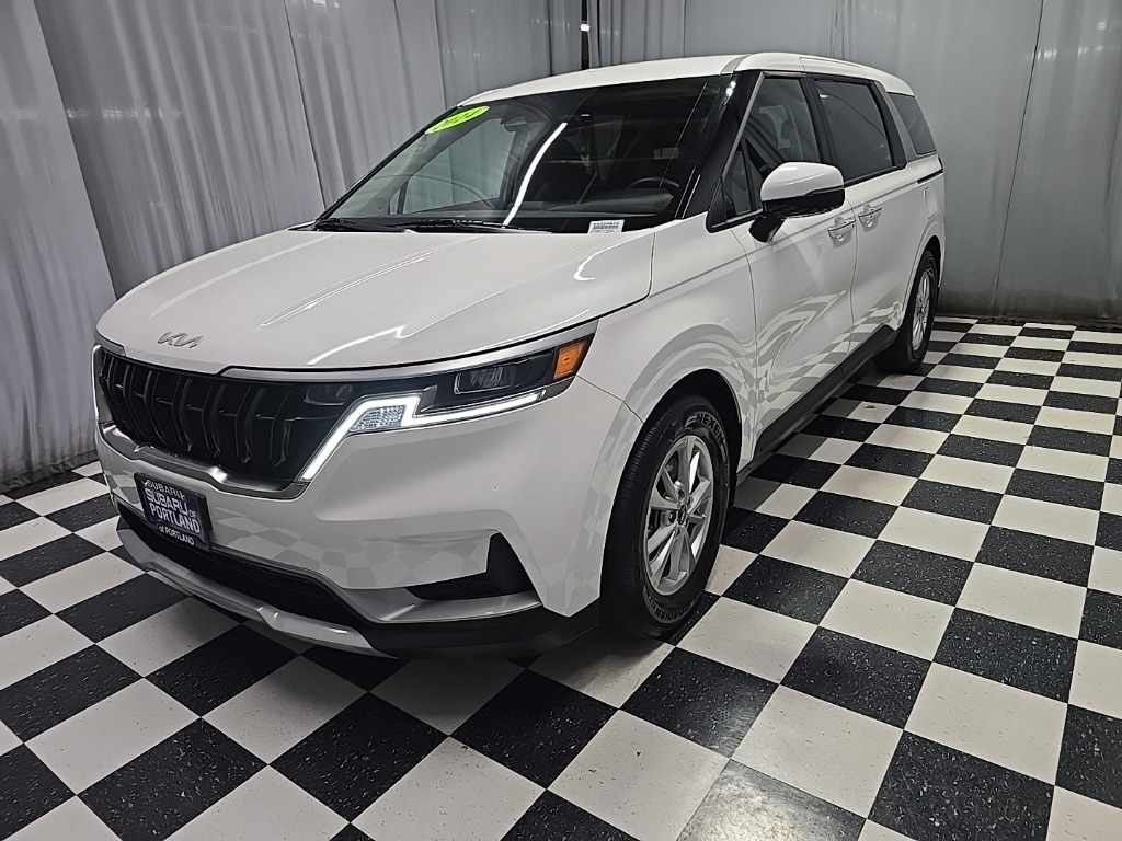 2024 Kia Carnival LX Seat Pkg's photo