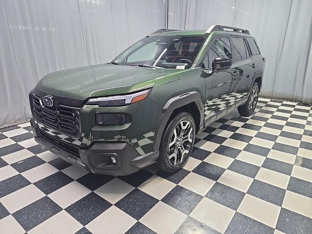 2026 Subaru Outback Touring's photo