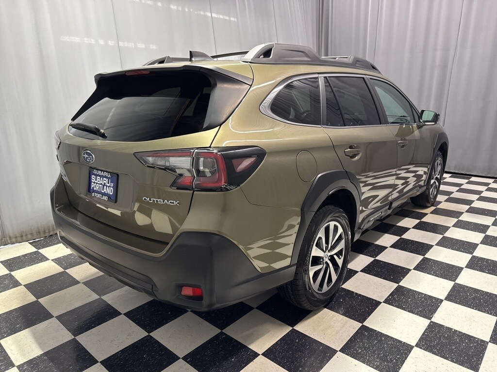 2023 Subaru Outback Premium photo 4
