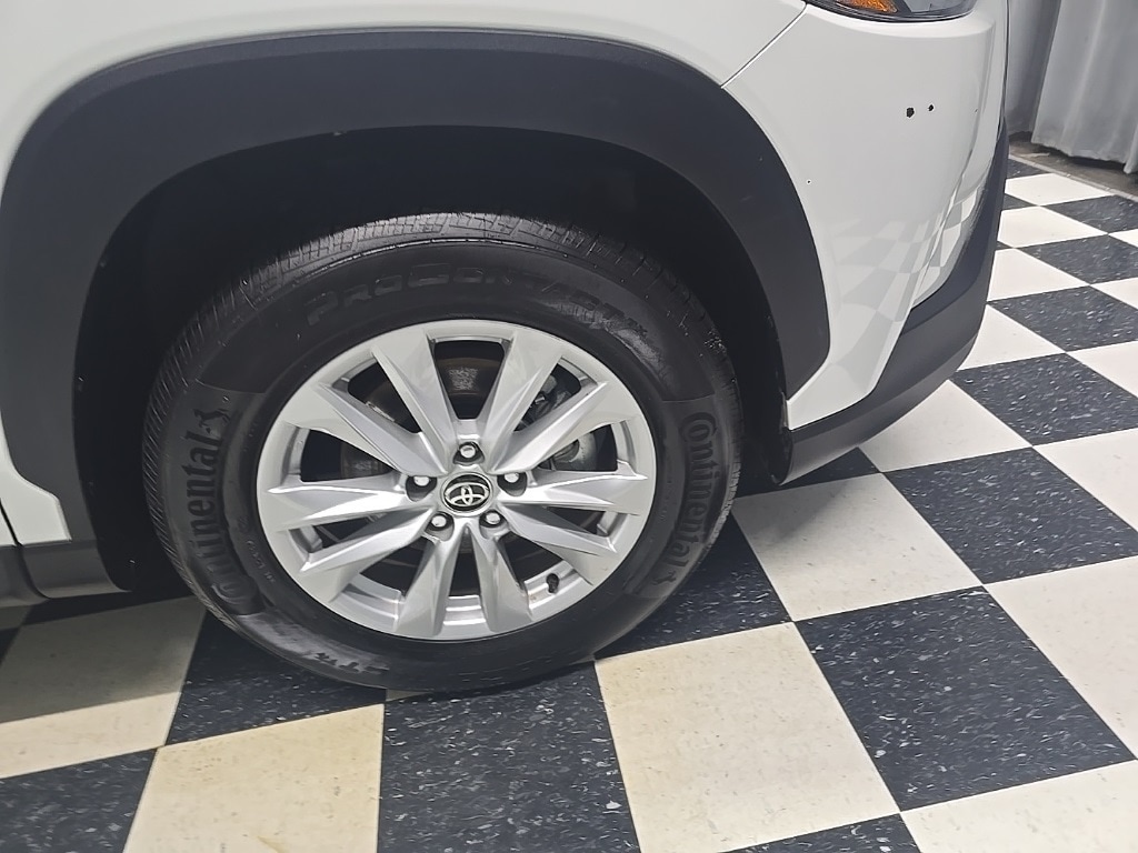 Used 2022 Toyota Corolla Cross LE SUV