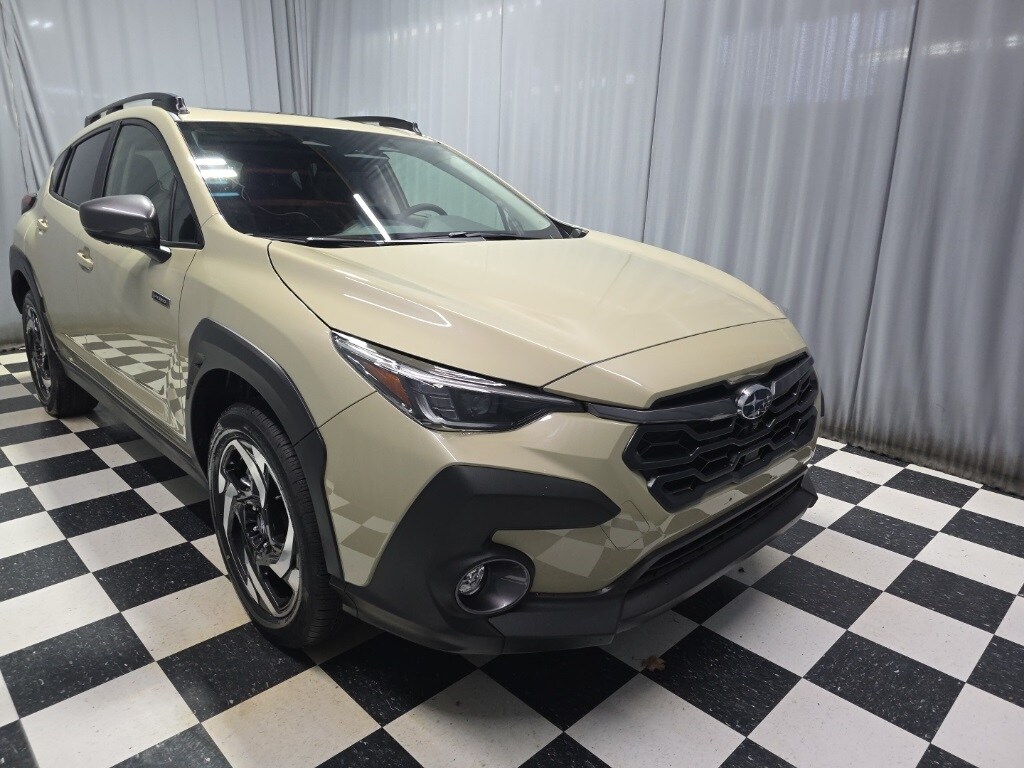 2026 Subaru Crosstrek Limited Hybrid photo 3