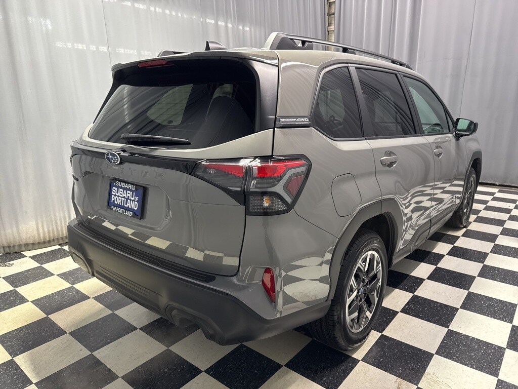 2026 Subaru Forester Premium Base photo 4