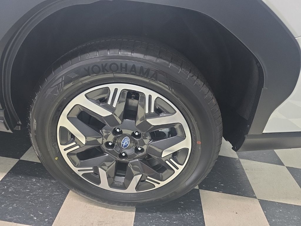2026 Subaru Forester Base - Photo 8