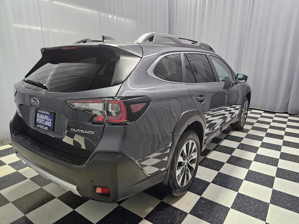 2025 Subaru Outback Limited photo 4