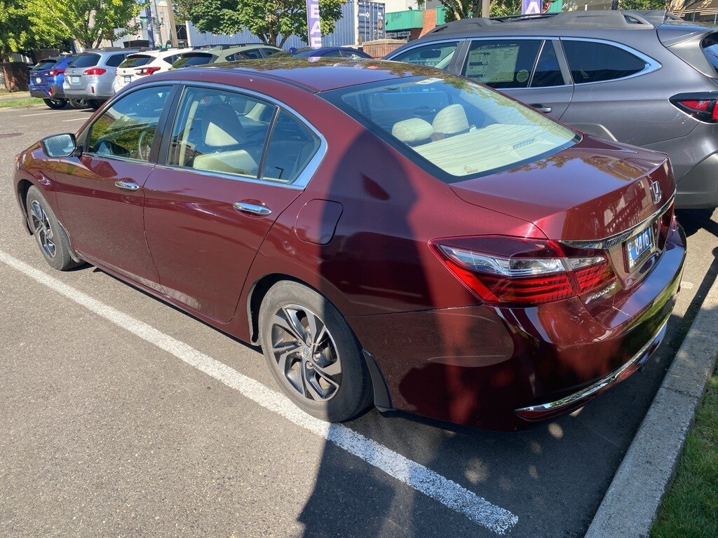 2016 Honda Accord LX photo 3
