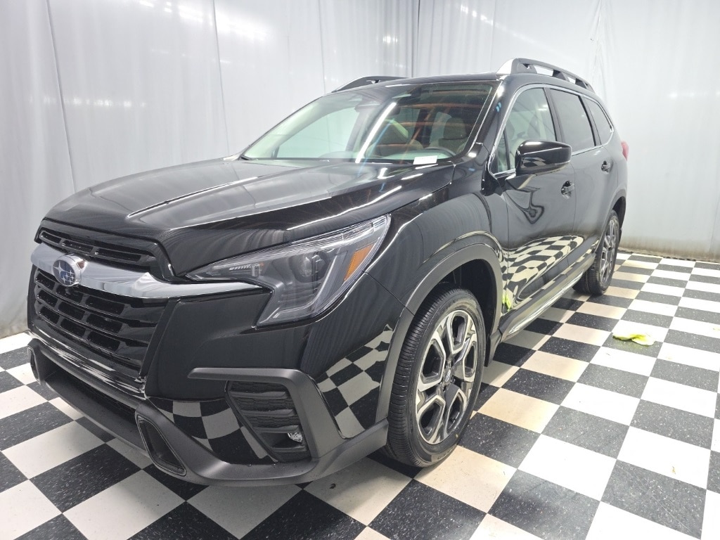 2026 Subaru Ascent Limited's photo
