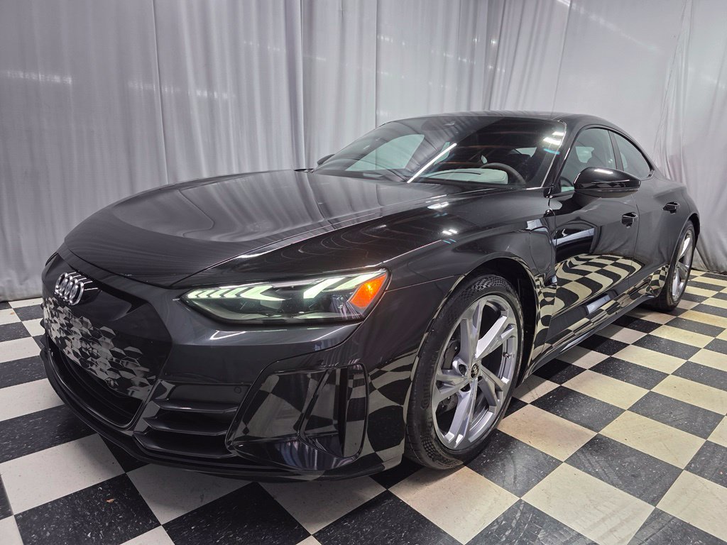 2022 Audi e-tron GT