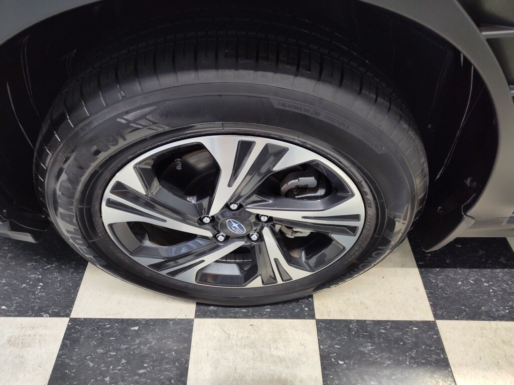 2024 Subaru Crosstrek Premium photo 4
