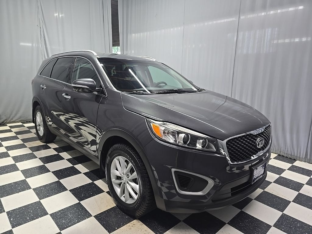 Used 2018 Kia Sorento LX SUV
