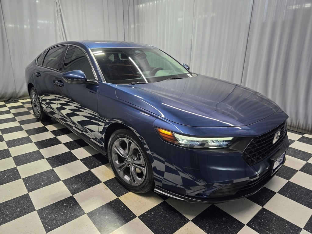 Used 2024 Honda Accord EX Sedan