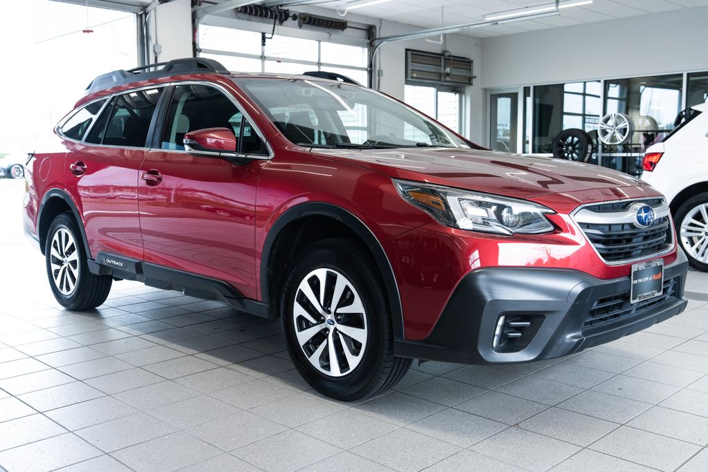 2022 Subaru Outback Premium's photo