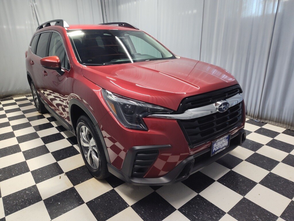 2025 Subaru Ascent Premium photo 2