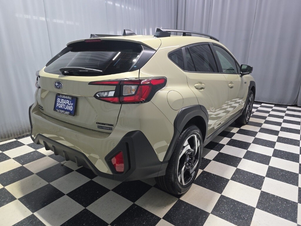 2026 Subaru Crosstrek Limited Hybrid photo 4