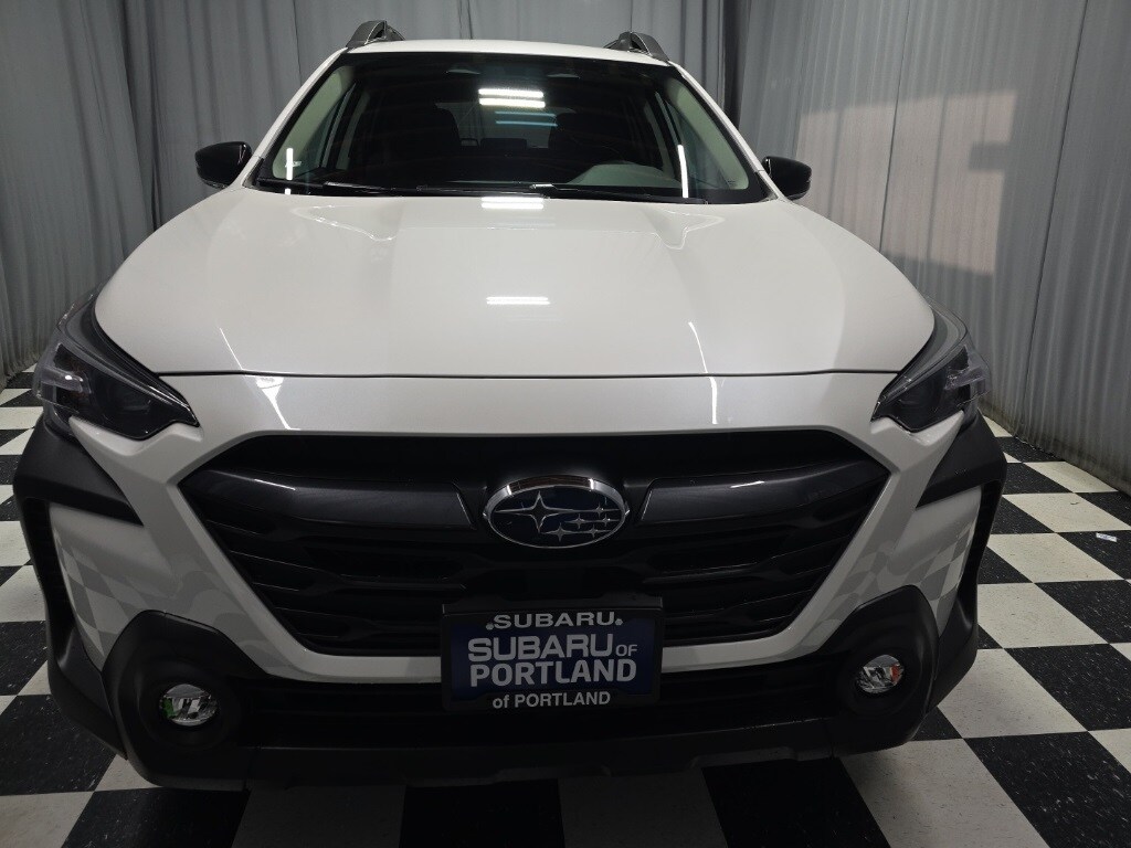 2025 Subaru Outback Premium photo 2