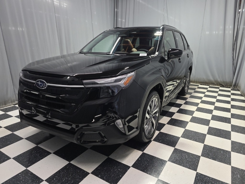 2025 Subaru Forester Touring's photo