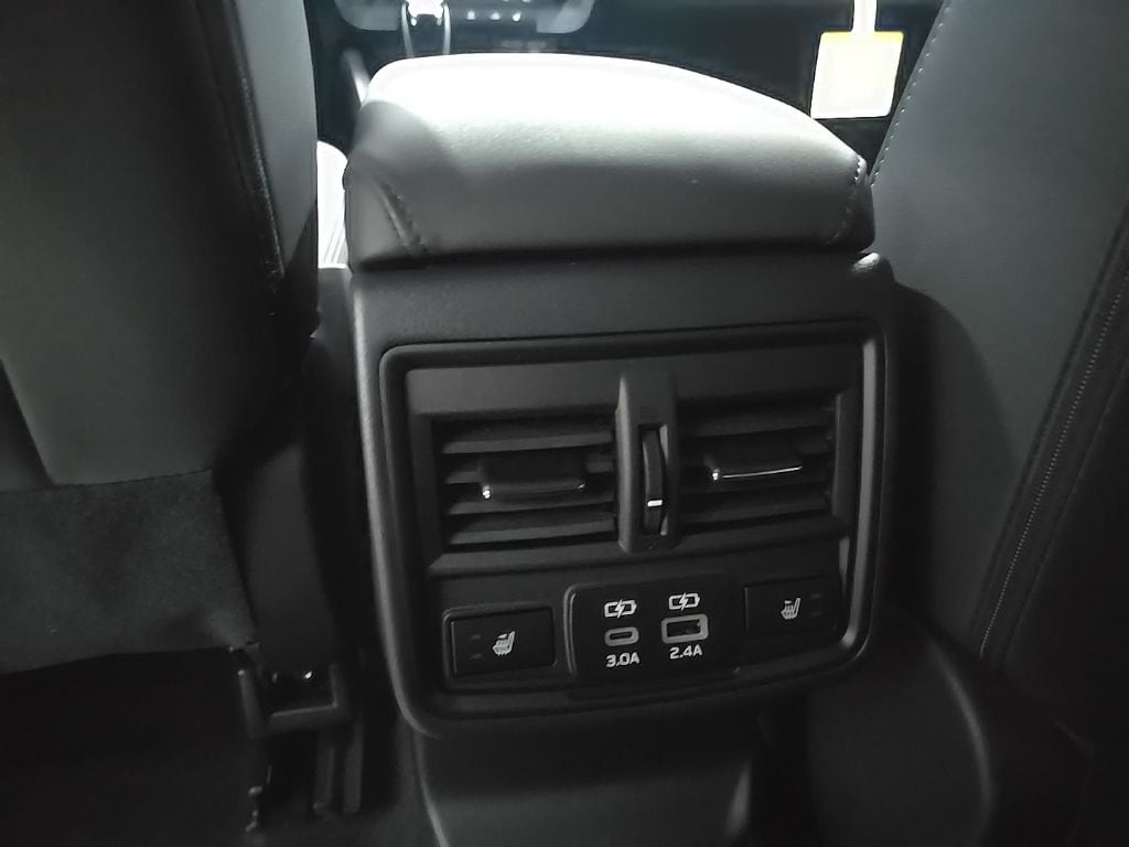 2026 Subaru Outback Limited - Photo 12