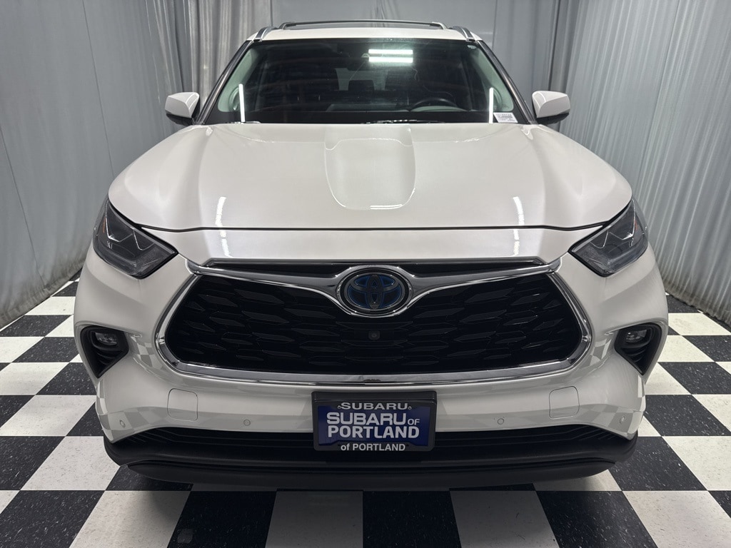 Used 2021 Toyota Highlander Hybrid Limited SUV