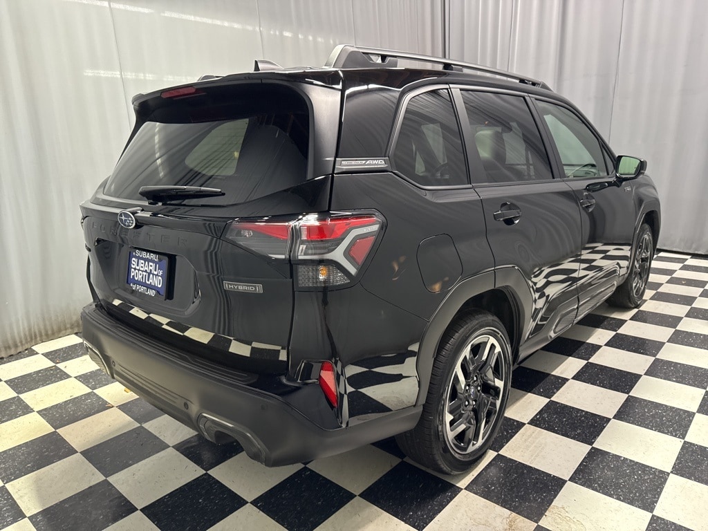 New 2025 Subaru Forester Hybrid Limited SUV